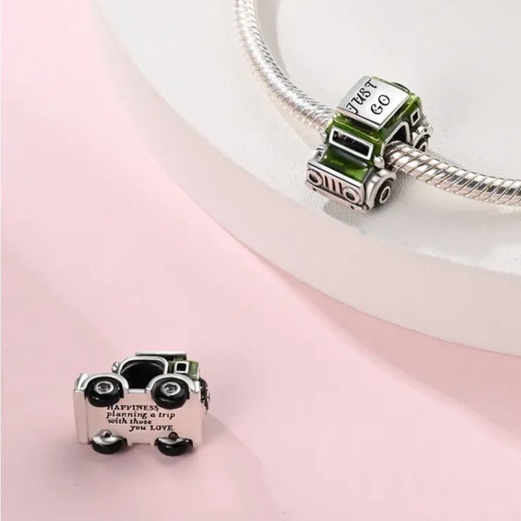 Green and Silver Jeep Charm 925 Sterling Silver - Picture 4 of 13